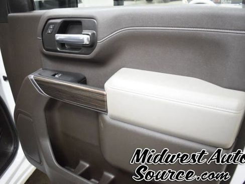 Used 2023 Chevrolet Silverado 2500 LT image 23