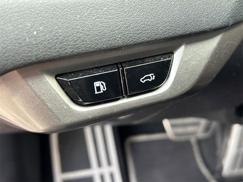 Used 2023 Lexus RX 500h F Sport w/ Cold Area Package image 29