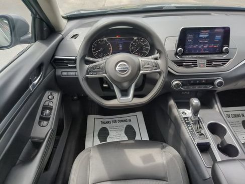 Used 2022 Nissan Altima 2.5 SV FWD image 28