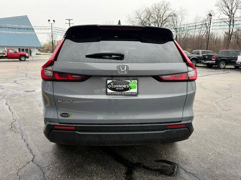 Used 2025 Honda CR-V EX image 4