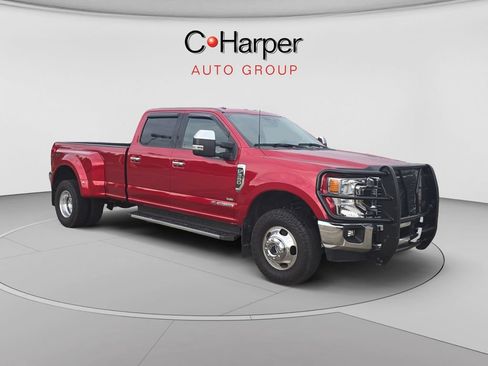 Used 2022 Ford F350 XLT w/ XLT Premium Package AWD/4WD image 1