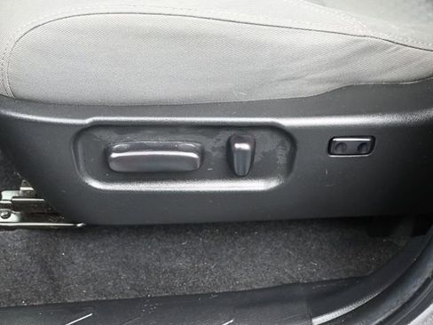 Certified 2023 Toyota Tacoma SR5 image 24