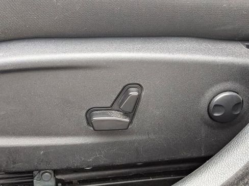 Used 2023 Dodge Charger SXT image 19