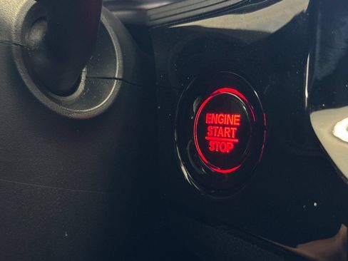 Certified 2025 Honda Civic Sport image 21