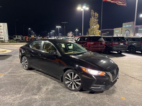 Used 2021 Nissan Sentra SV w/ SV Premium Package image 8