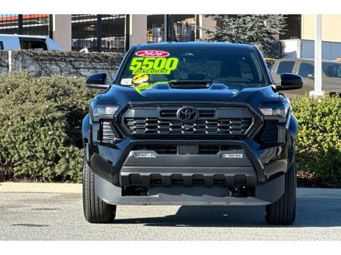 New 2026 Toyota Tacoma TRD Sport AWD/4WD image 9