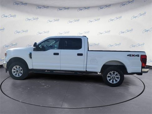 Used 2022 Ford F250 XLT image 2