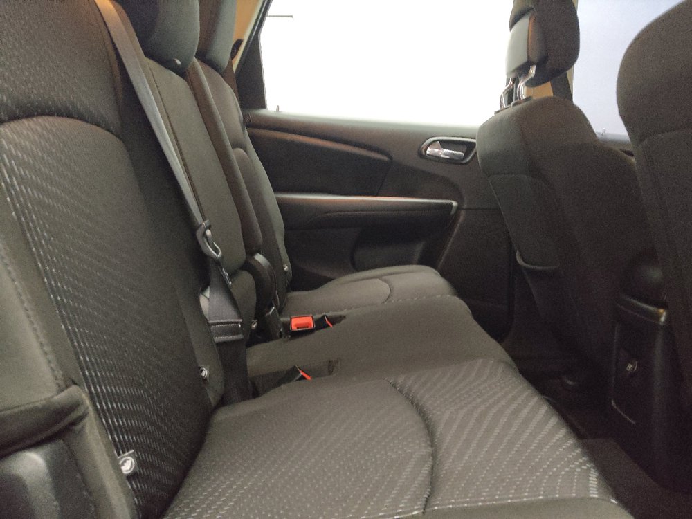 Used 2018 Dodge Journey SE w/ Popular Equipment Group FWD image 19