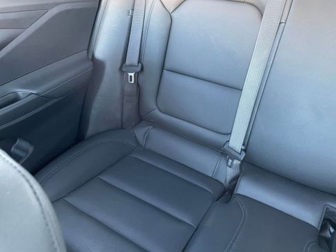 Used 2025 Buick Envista Sport Touring image 38