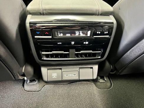 Used 2024 Acura MDX w/ Technology Package AWD/4WD image 21