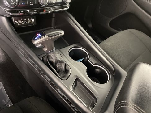 Used 2023 Dodge Durango SXT w/ Quick Order Package 2BK image 30