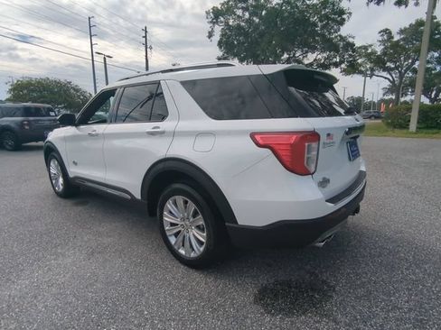 Certified 2024 Ford Explorer King Ranch w/ Technology Package AWD/4WD image 7