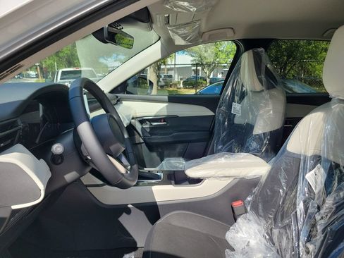 New 2026 MAZDA CX-5 Preferred AWD/4WD image 2
