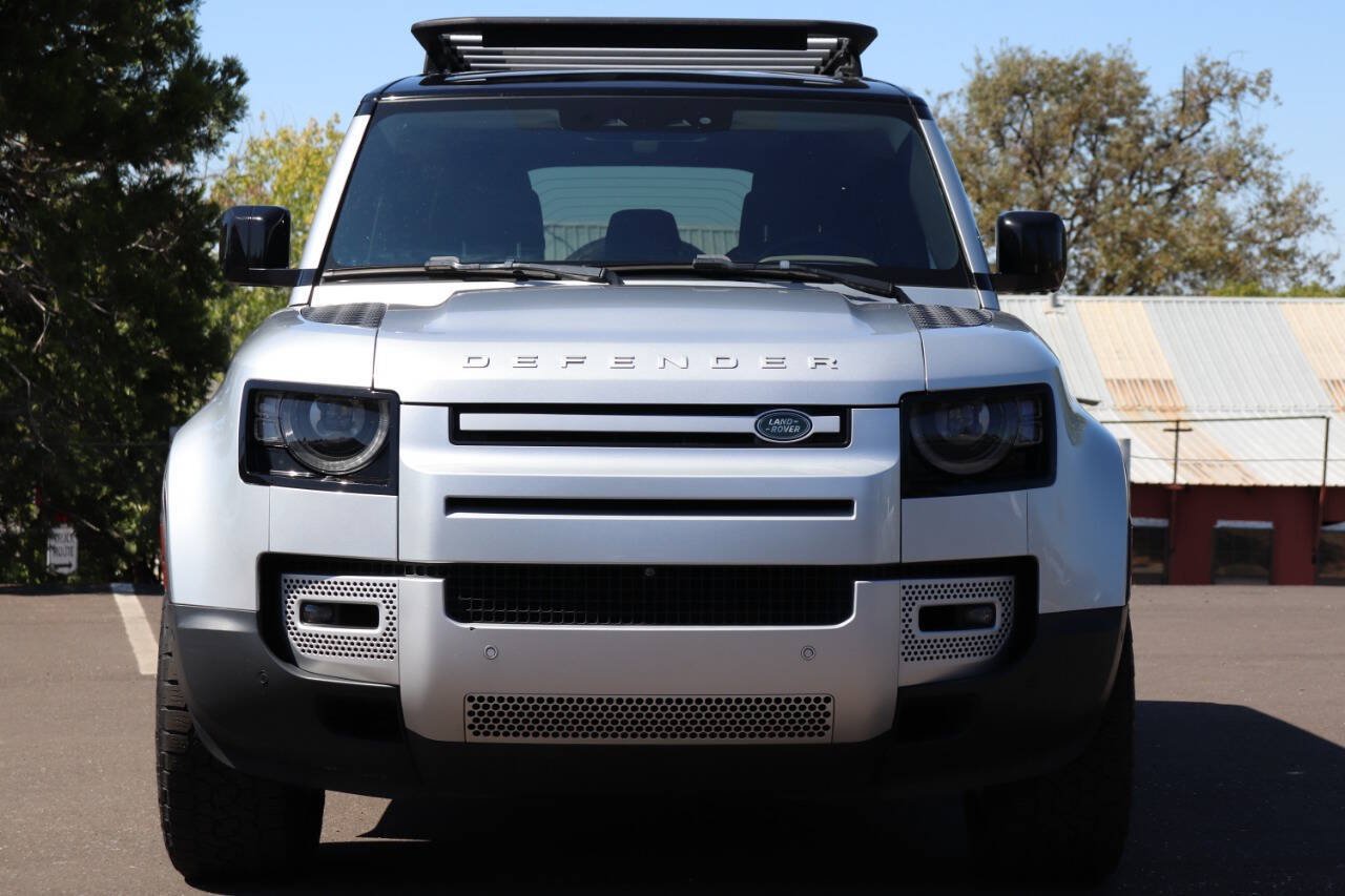 Used 2020 Land Rover Defender 110 SE AWD/4WD image 4