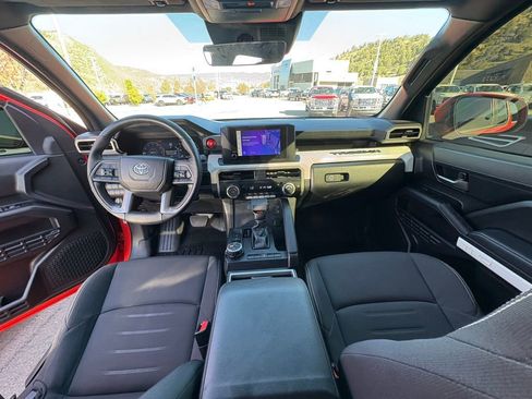 Certified 2024 Toyota Tacoma TRD Off-Road image 4