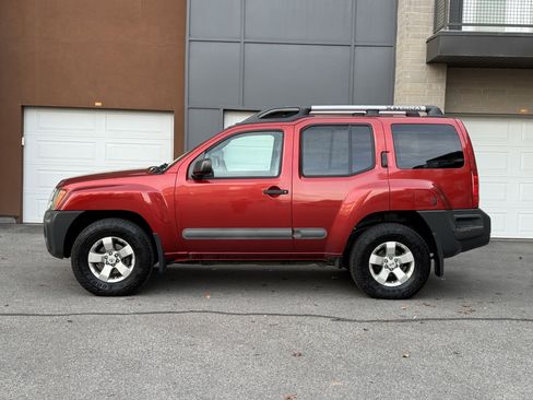 Used 2012 Nissan Xterra S image 2