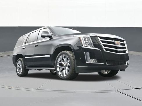 Used 2020 Cadillac Escalade Luxury image 54