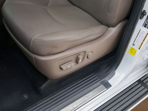 Used 2023 Lexus GX 460 Premium AWD/4WD image 8