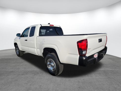 Certified 2021 Toyota Tacoma SR image 7