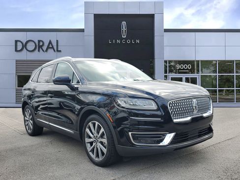 Used 2019 Lincoln Nautilus Select image 1