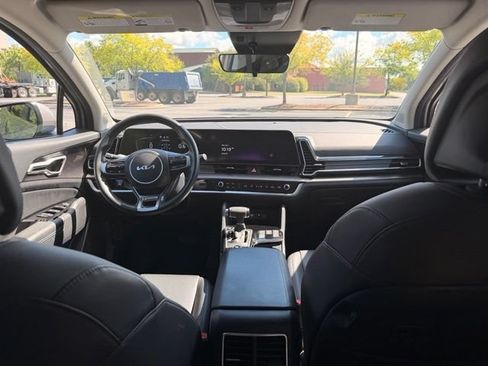Used 2024 Kia Sportage EX FWD image 26