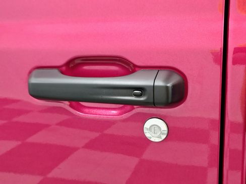 Used 2024 Jeep Wrangler Willys image 23