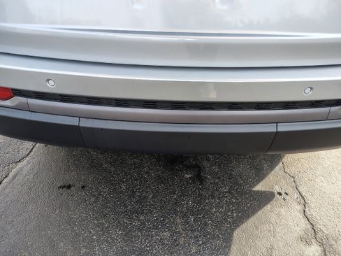 New 2026 Jeep Grand Cherokee Altitude image 10