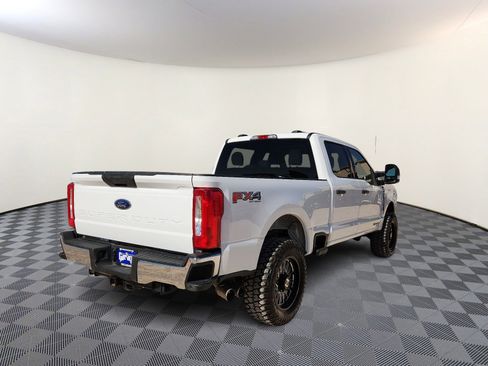 Used 2024 Ford F250 XLT w/ FX4 Off-Road Package AWD/4WD image 4