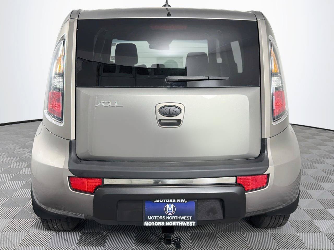 Used 2010 Kia Soul + w/ Audio Pkg FWD image 20