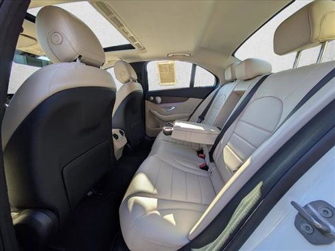 Used 2021 Mercedes-Benz C 300 4MATIC Sedan image 19