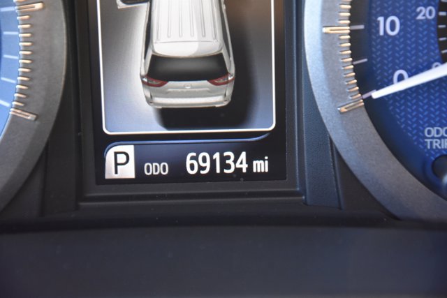 Used 2019 Toyota Sienna Limited Premium FWD image 26