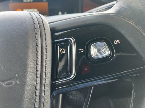 Used 2024 Lincoln Aviator Reserve AWD/4WD image 26