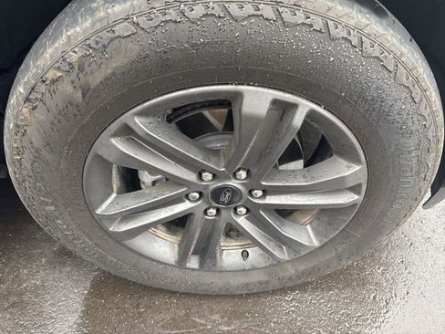 Used 2023 Ford F150 Lariat w/ Equipment Group 502A High image 4