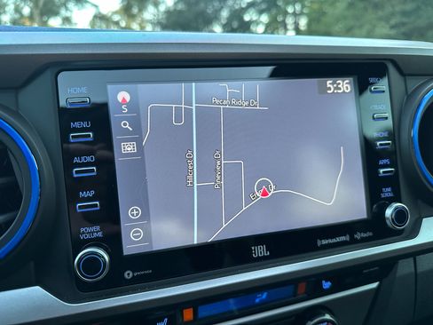 Used 2023 Toyota Tacoma Limited image 33