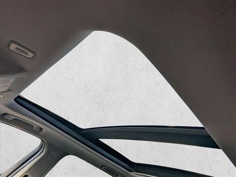 Used 2017 BMW X3 xDrive28i image 16