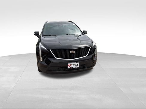 Used 2023 Cadillac XT4 Sport AWD/4WD image 4