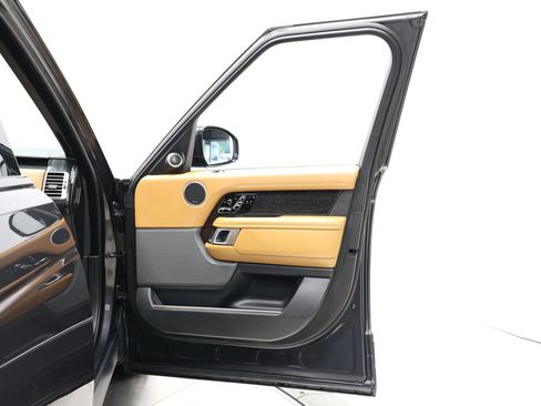 Used 2022 Land Rover Range Rover Long Wheelbase Autobiography image 65