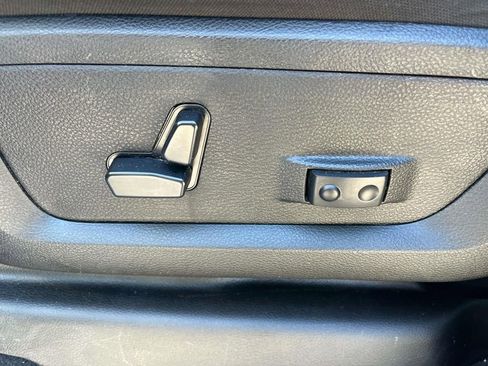 Used 2024 RAM 2500 Big Horn image 28