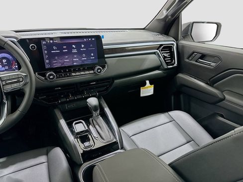 New 2026 GMC Canyon Elevation w/ Convenience Package RWD image 27