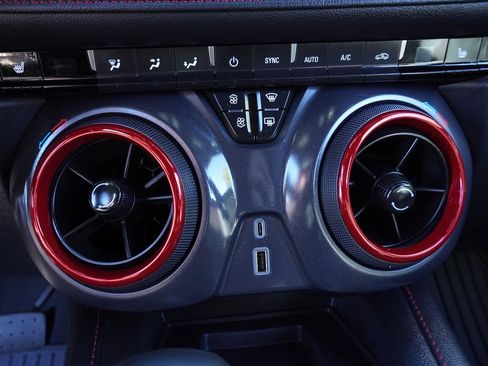 Used 2023 Chevrolet Blazer RS image 19