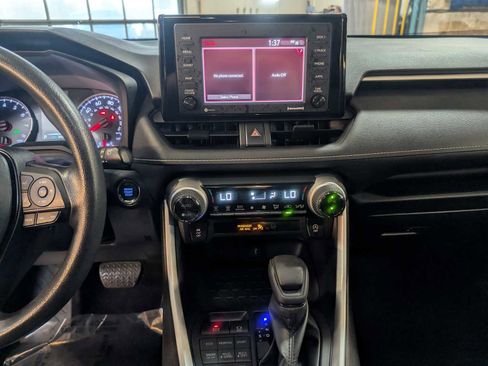 Certified 2022 Toyota RAV4 XLE image 13