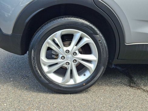 Used 2023 Buick Encore GX Preferred w/ Cold Weather Comfort Package FWD image 8