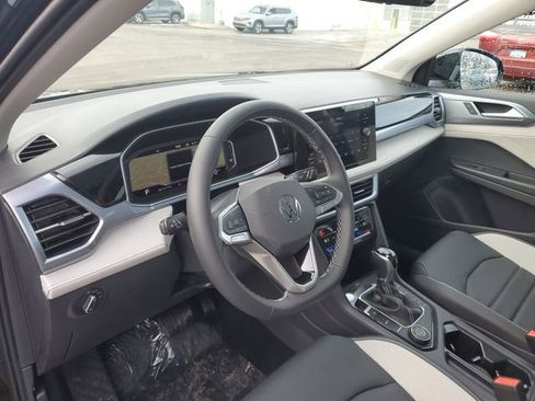 New 2026 Volkswagen Taos SEL image 14