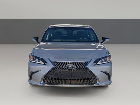 Used 2020 Lexus ES 350 Luxury w/ Accessory Package 2 image 5