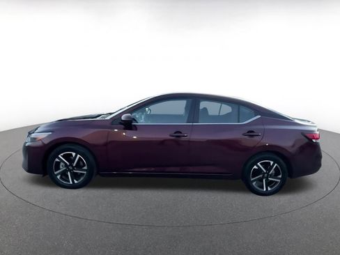 Used 2025 Nissan Sentra SV image 8