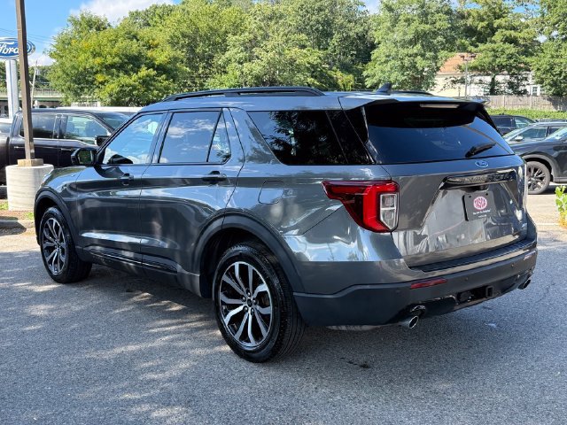Used 2023 Ford Explorer ST-Line w/ Class IV Trailer Tow Package AWD/4WD image 8