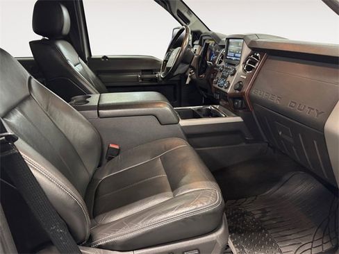 Used 2016 Ford F250 Lariat w/ Chrome Package image 15