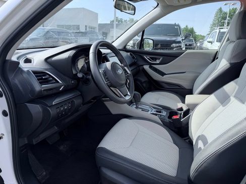Used 2024 Subaru Forester Premium AWD/4WD image 21