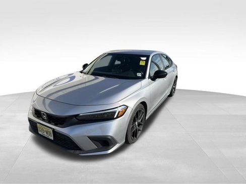 Used 2024 Honda Civic Sport image 4