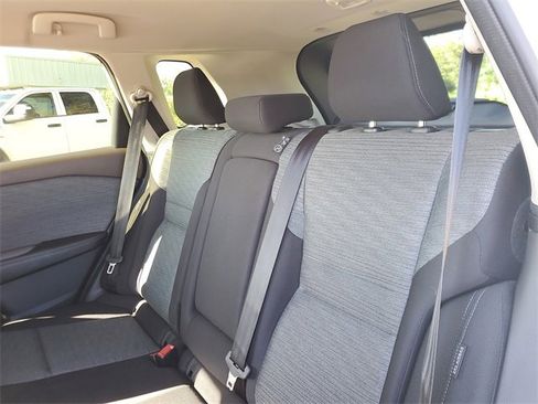 Used 2023 Nissan Rogue SV image 8